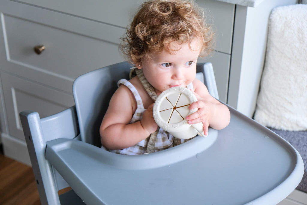 Tasse 2-en-1 en silicone pour enfant | Collation et boisson