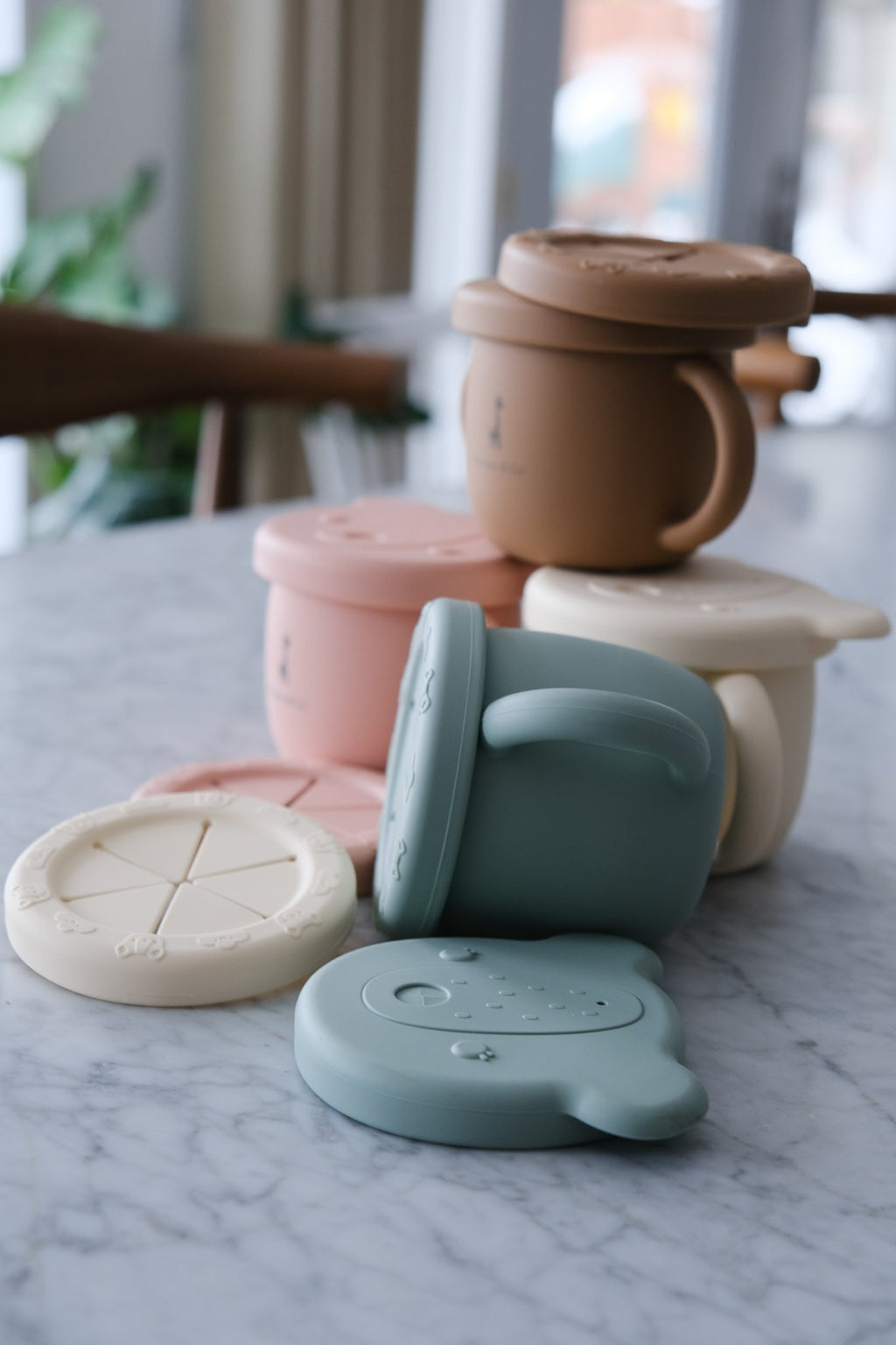 Tasse 2-en-1 en silicone pour enfant | Collation et boisson