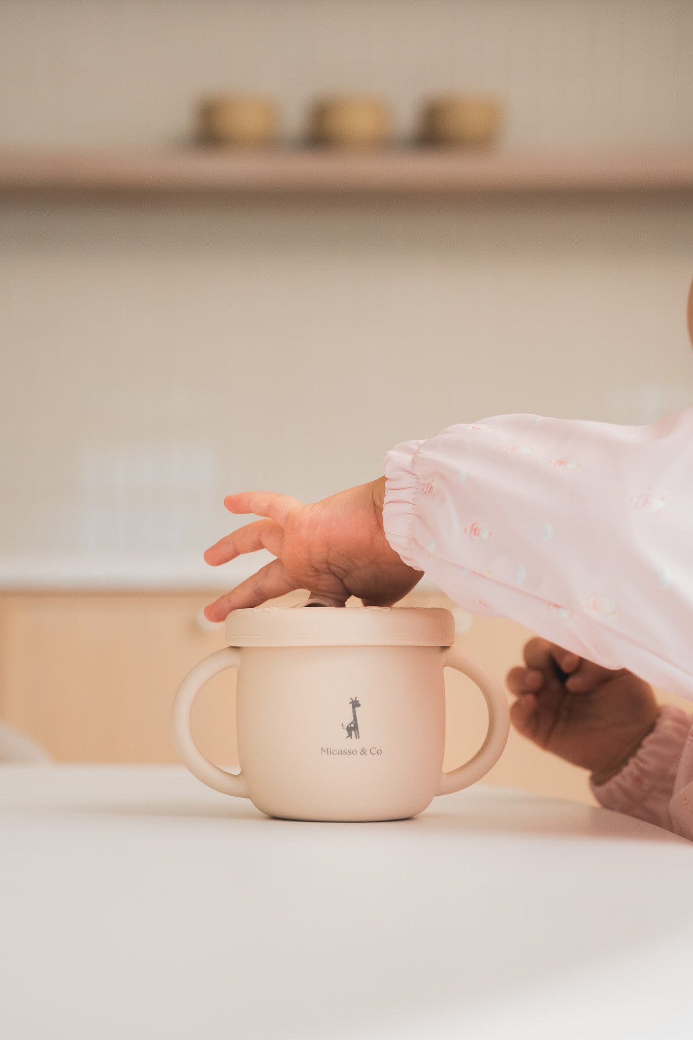 Tasse 2-en-1 en silicone pour enfant | Collation et boisson